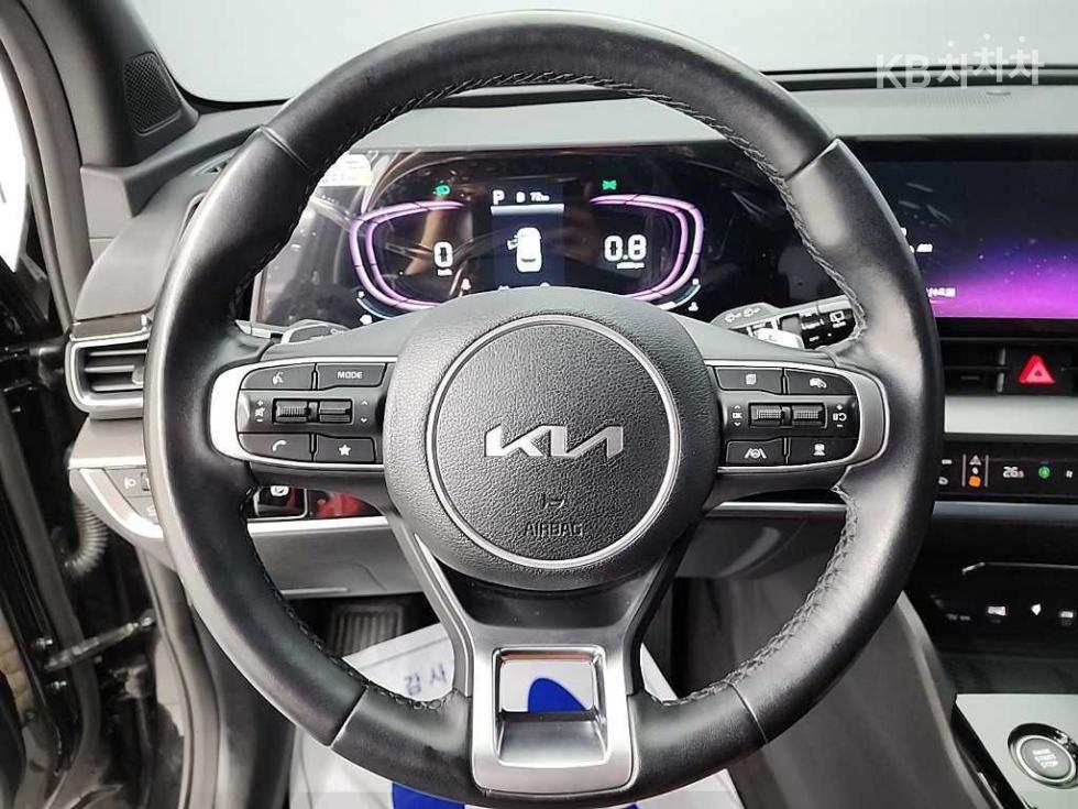 2023 - kia sportage
