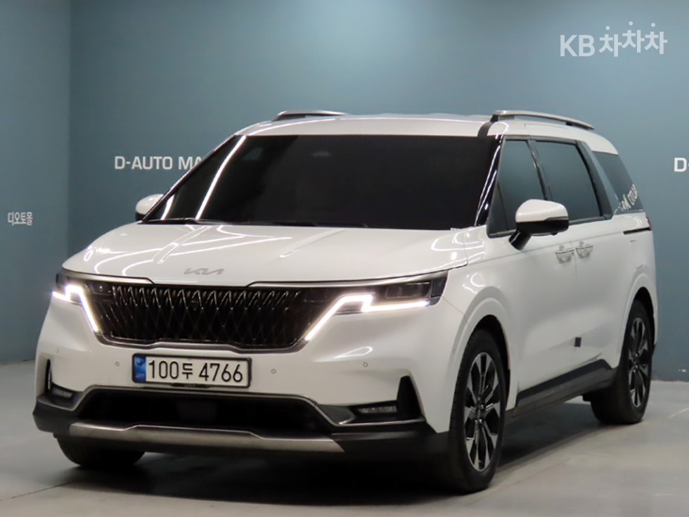 2023 - kia carnival