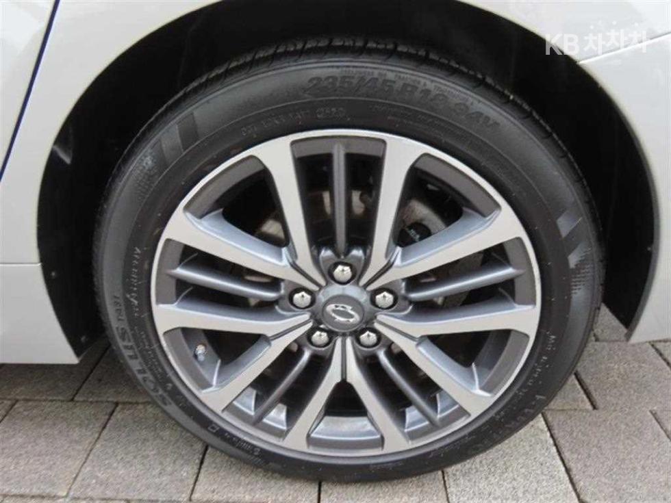 Renault Samsung SM7 — miniaturë 17