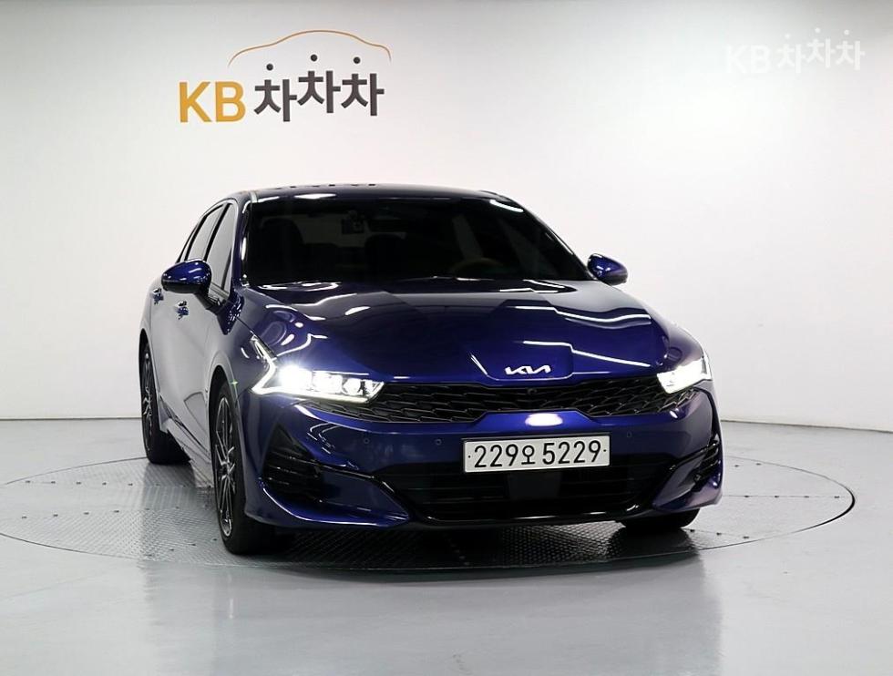 2023 - kia k5