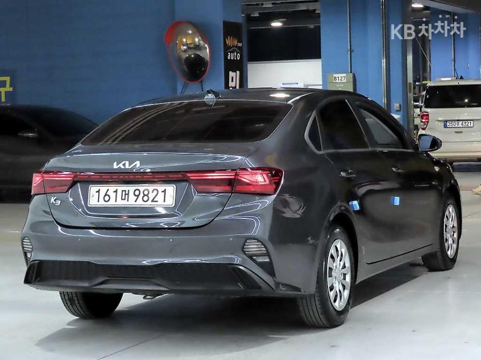 2022 - kia k3