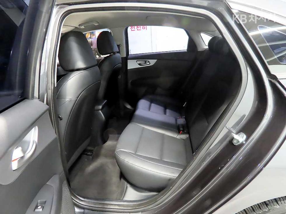 2022 - kia k3