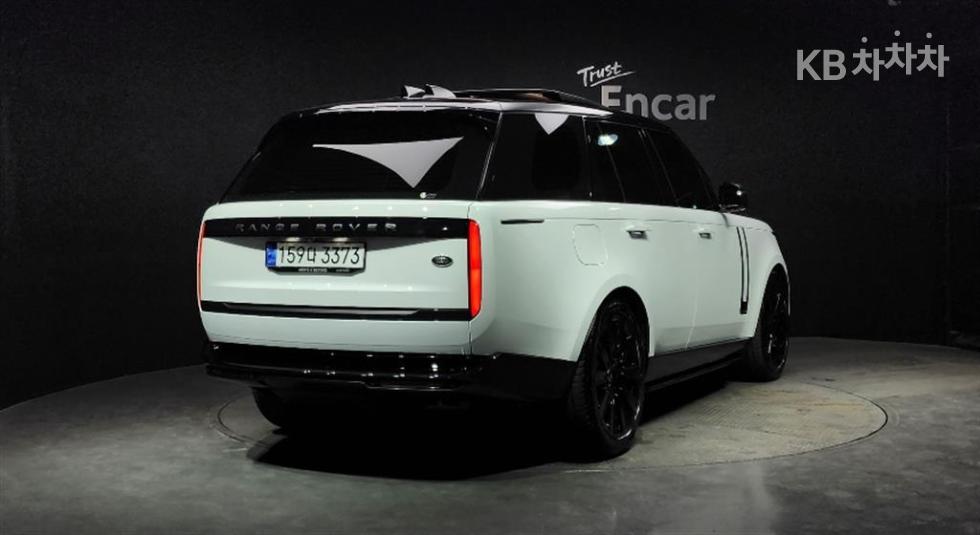 Land Rover Range Rover — miniaturë 2