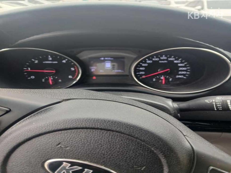 2020 - kia carnival