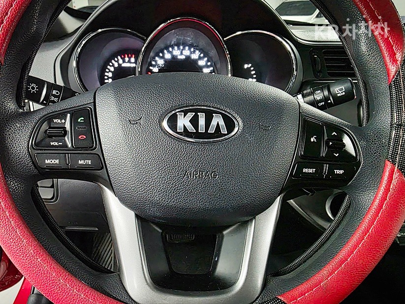 2013 - kia pride