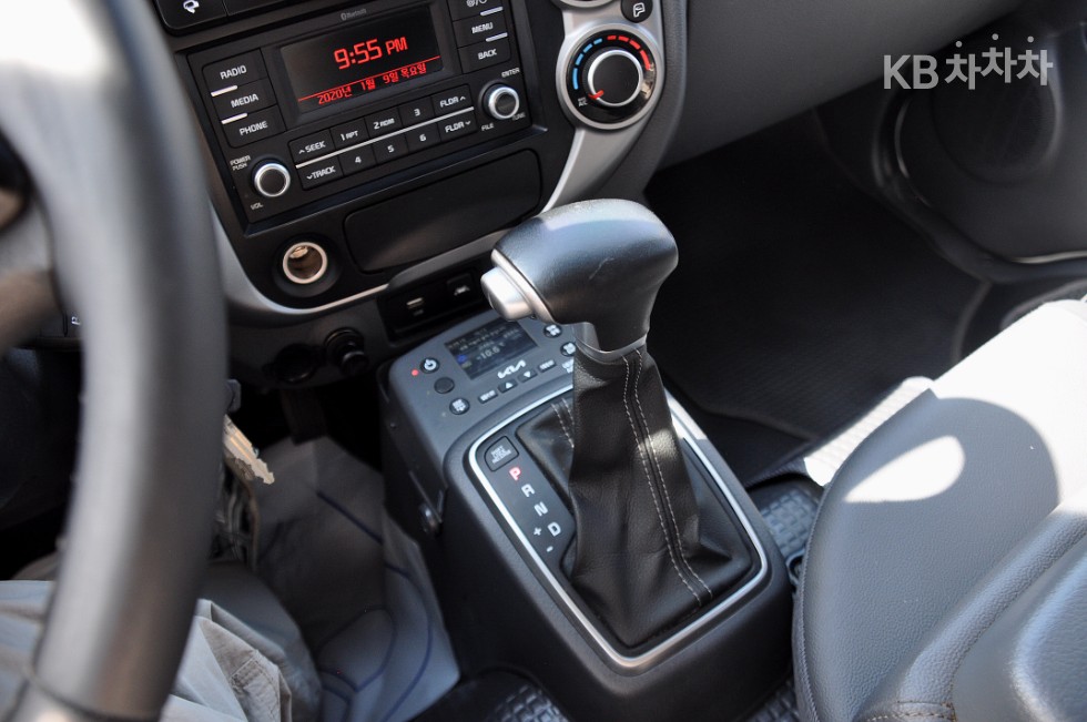 2023 - kia bongo iii