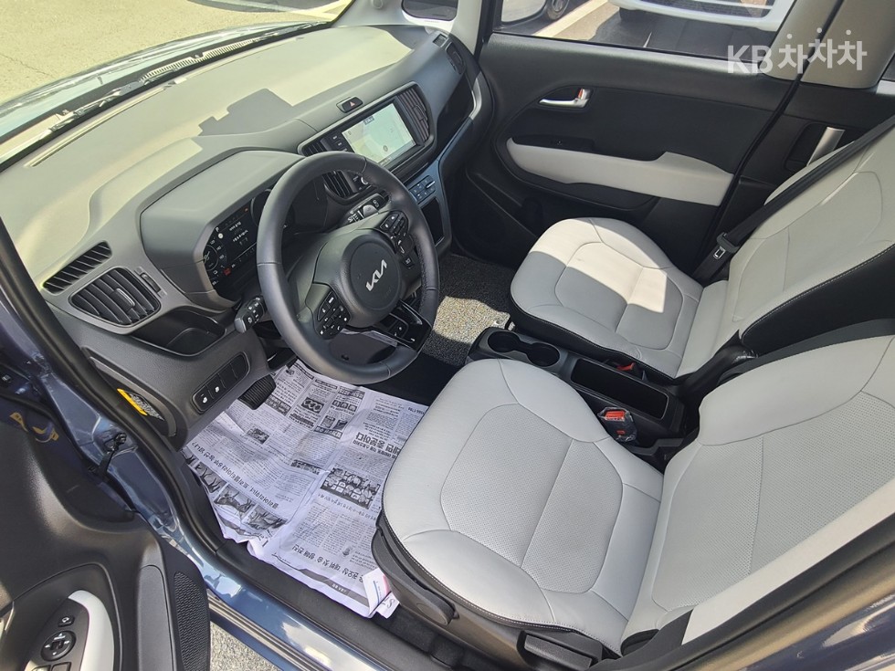 2025 - kia kia