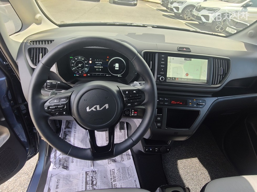 2025 - kia kia