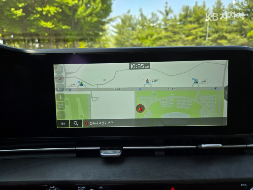 2021 - kia carnival