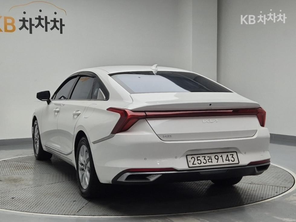 Kia K8 — miniaturë 2
