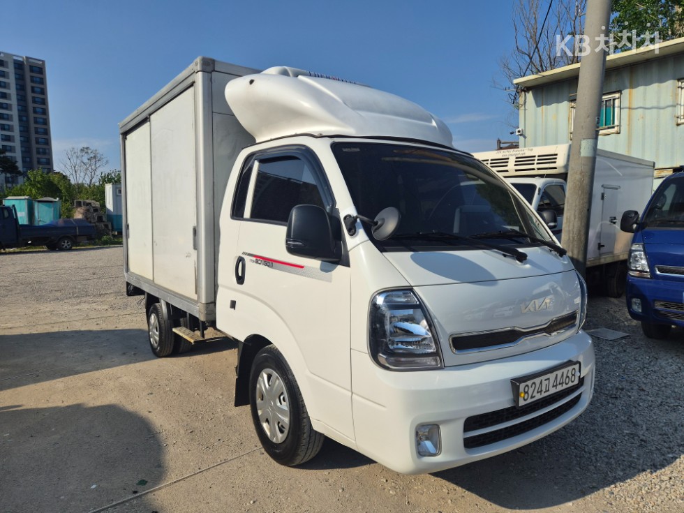 2025 - kia bongo iii