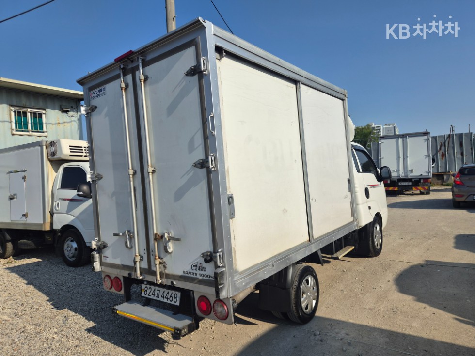 2025 - kia bongo iii