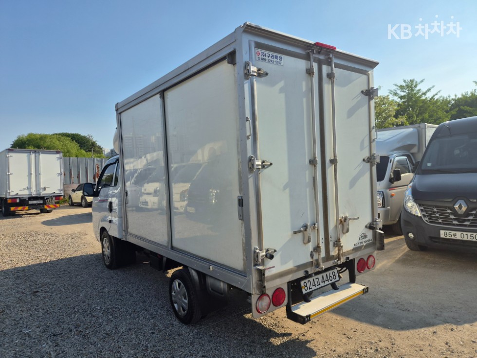 2025 - kia bongo iii
