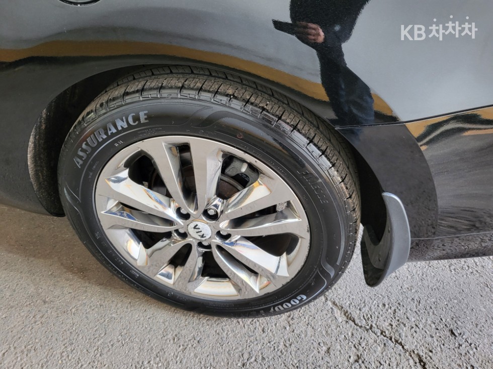 2016 - kia carnival