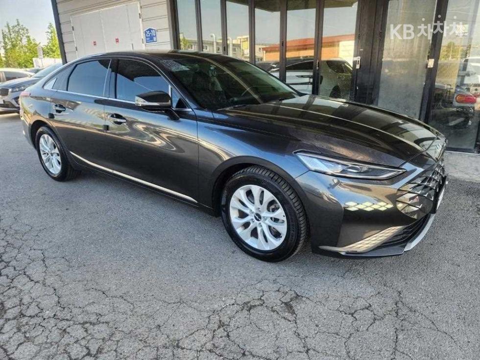 Kia K8 — miniaturë 2