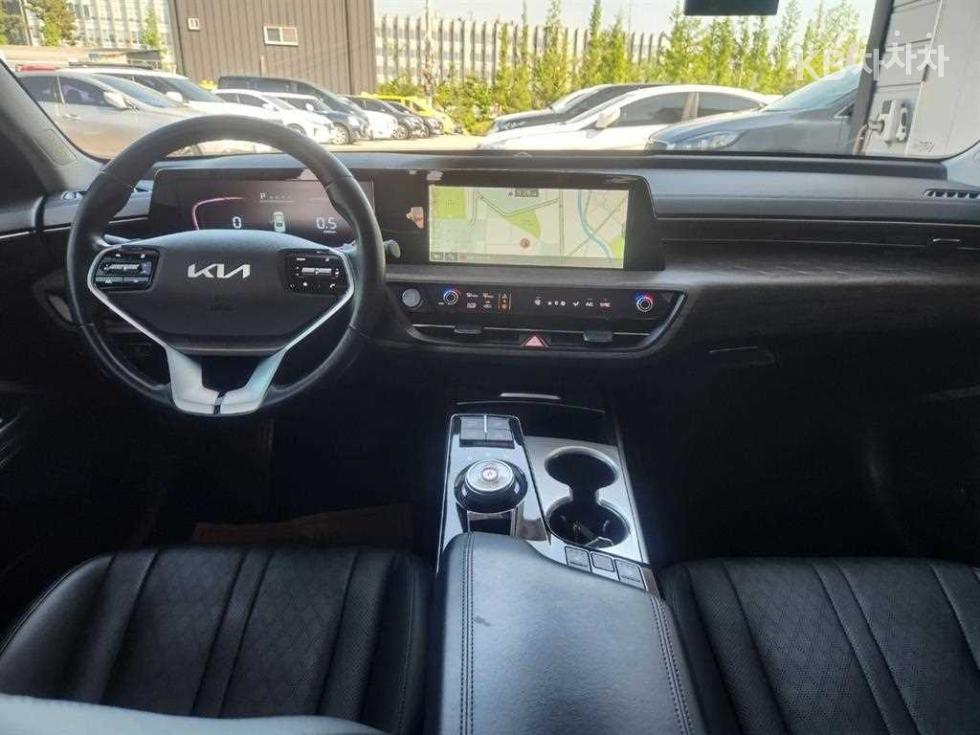 Kia K8 — miniaturë 6