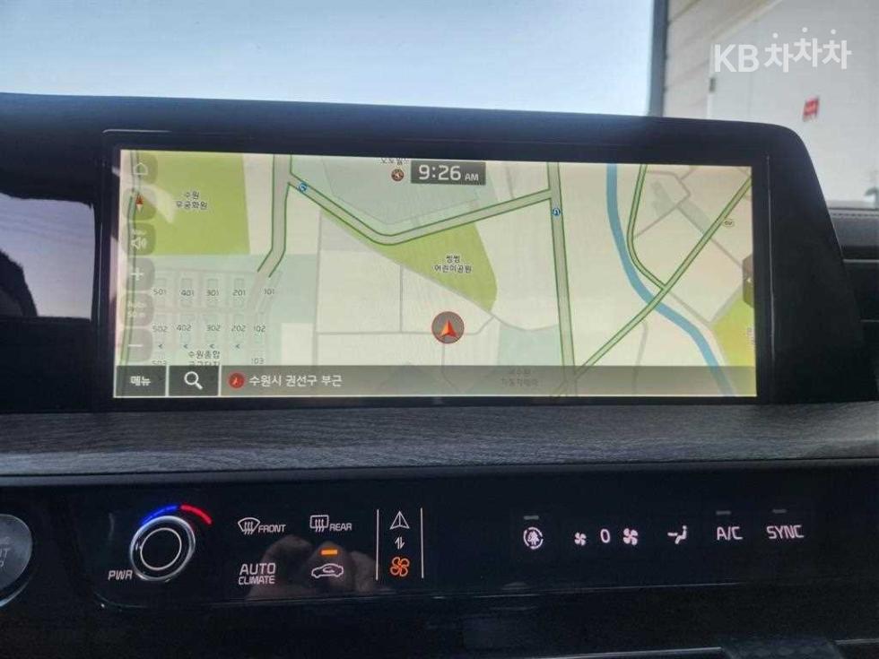 Kia K8 — miniaturë 9