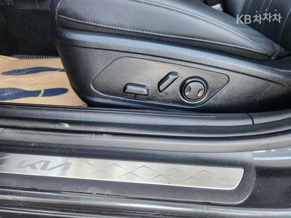 Kia K8 — miniaturë 18
