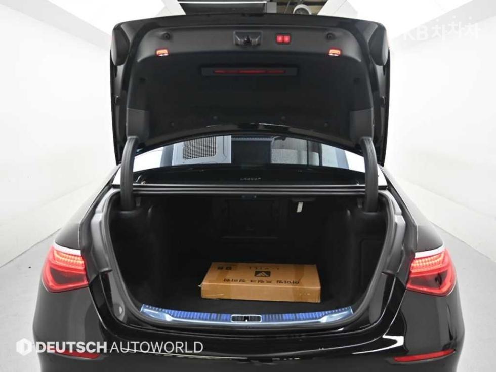 Mercedes-Benz S-klasse — miniaturë 19
