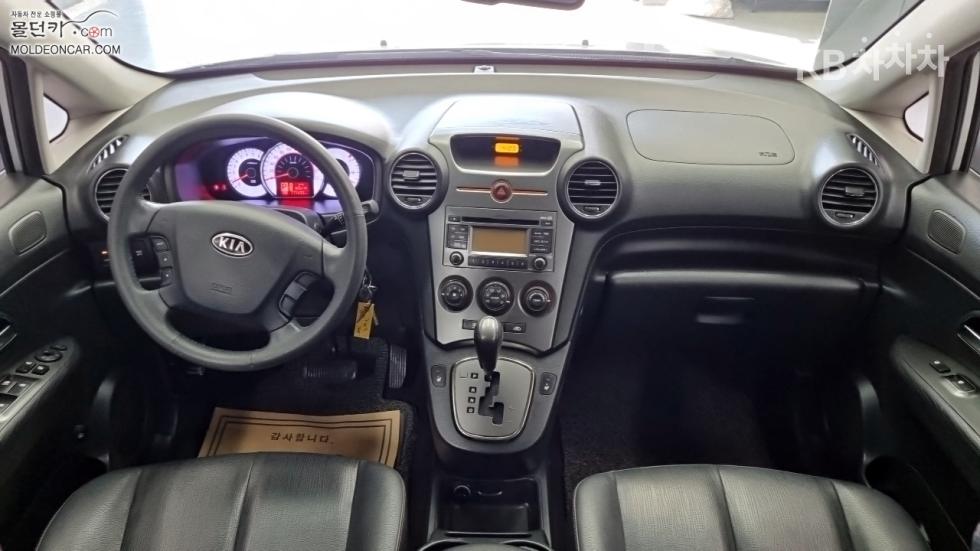 Kia Carens — miniaturë 7