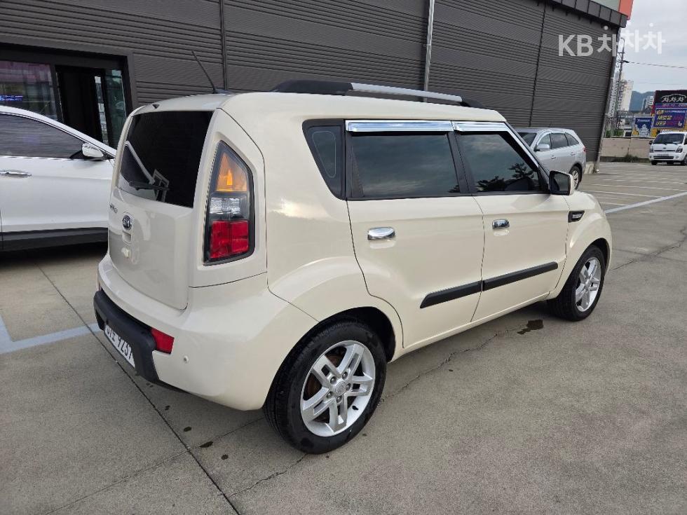 2010 - kia soul