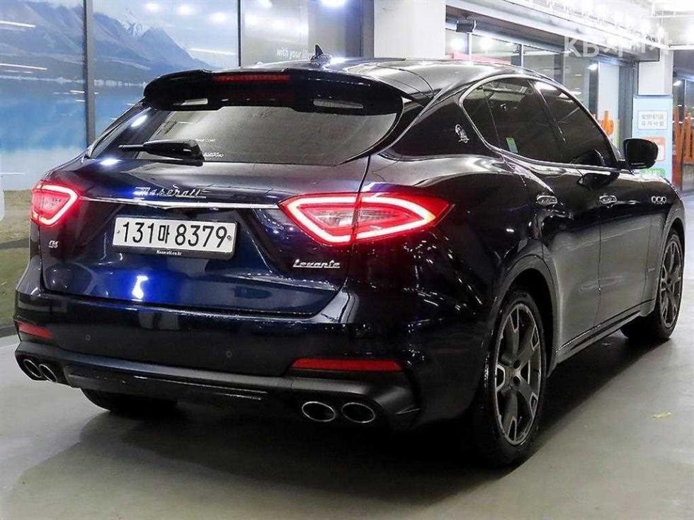 2021 Maserati Used Car photo