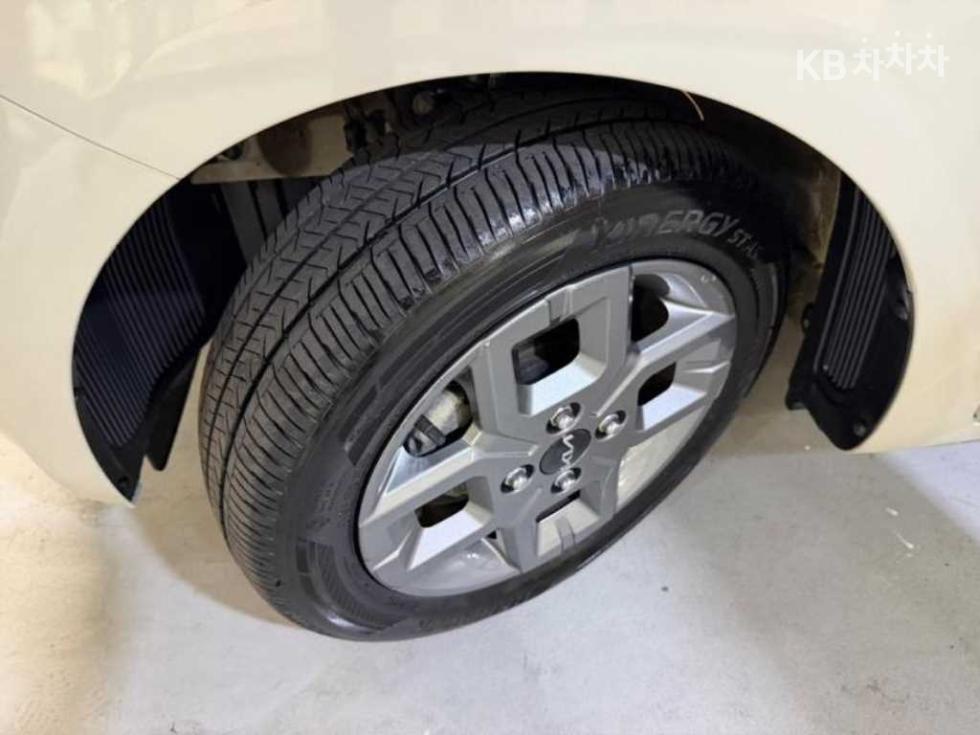 2023 - kia kia