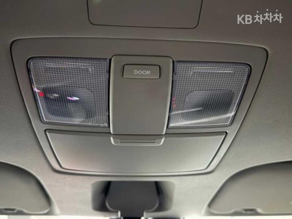 2023 - kia kia