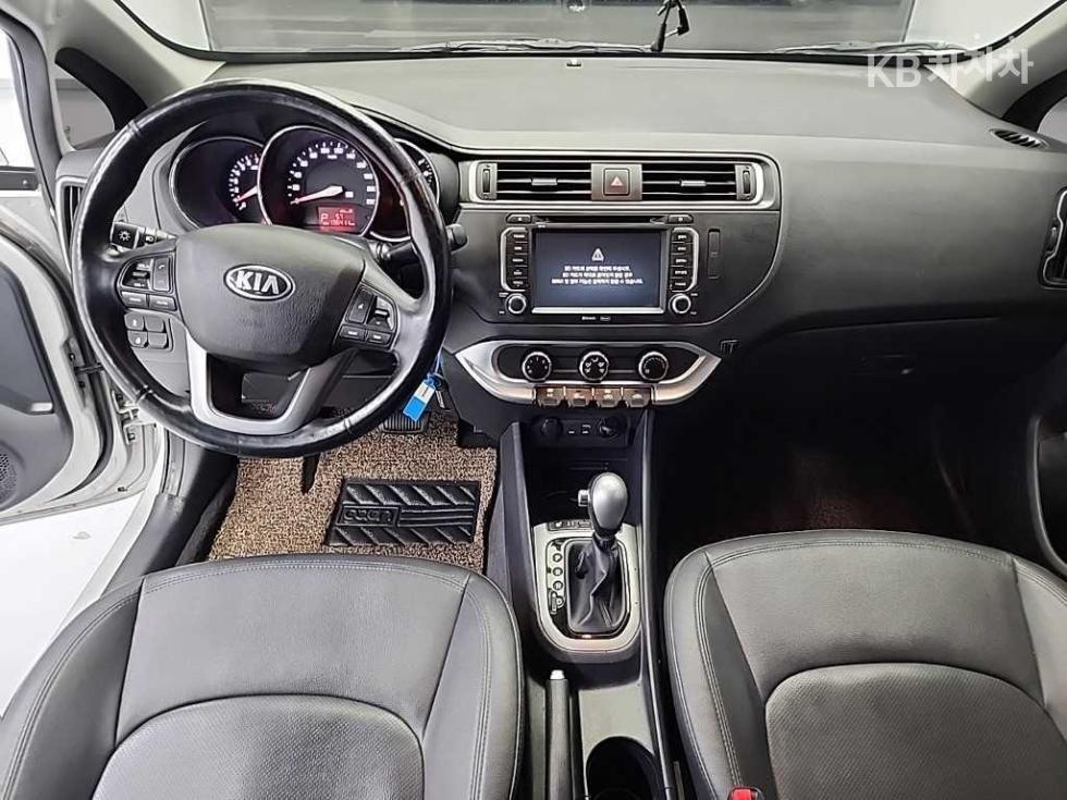 2015 - kia pride