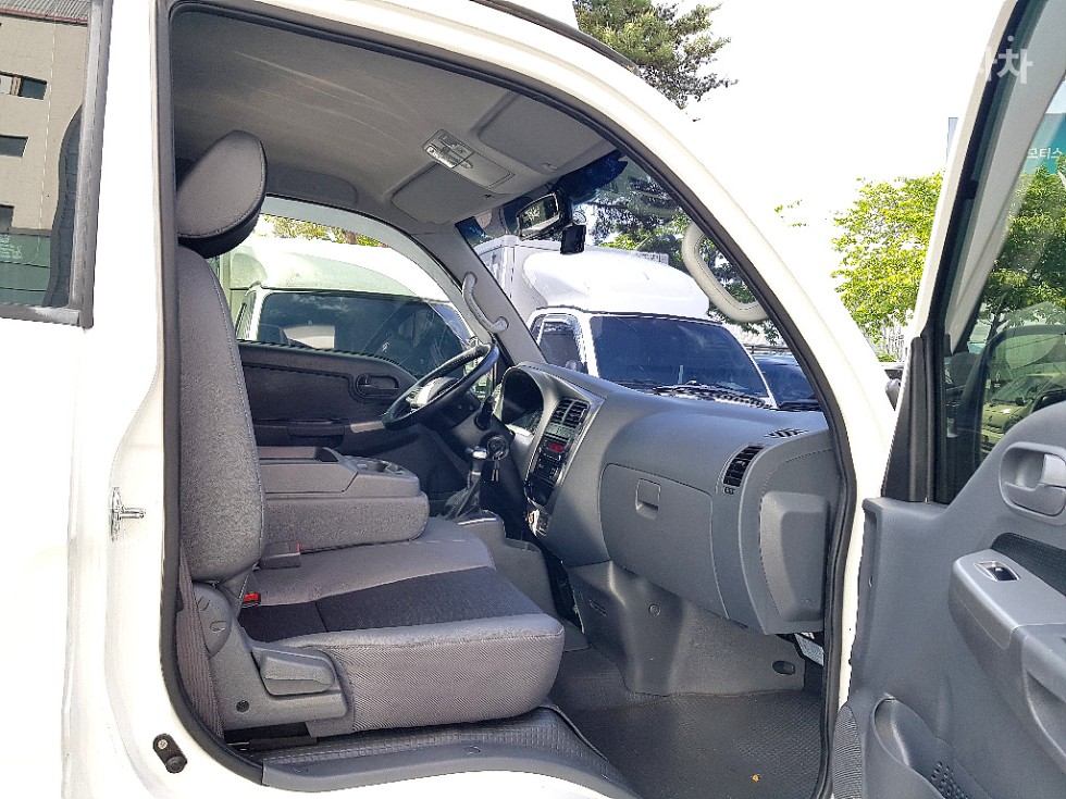 2020 - kia bongo iii