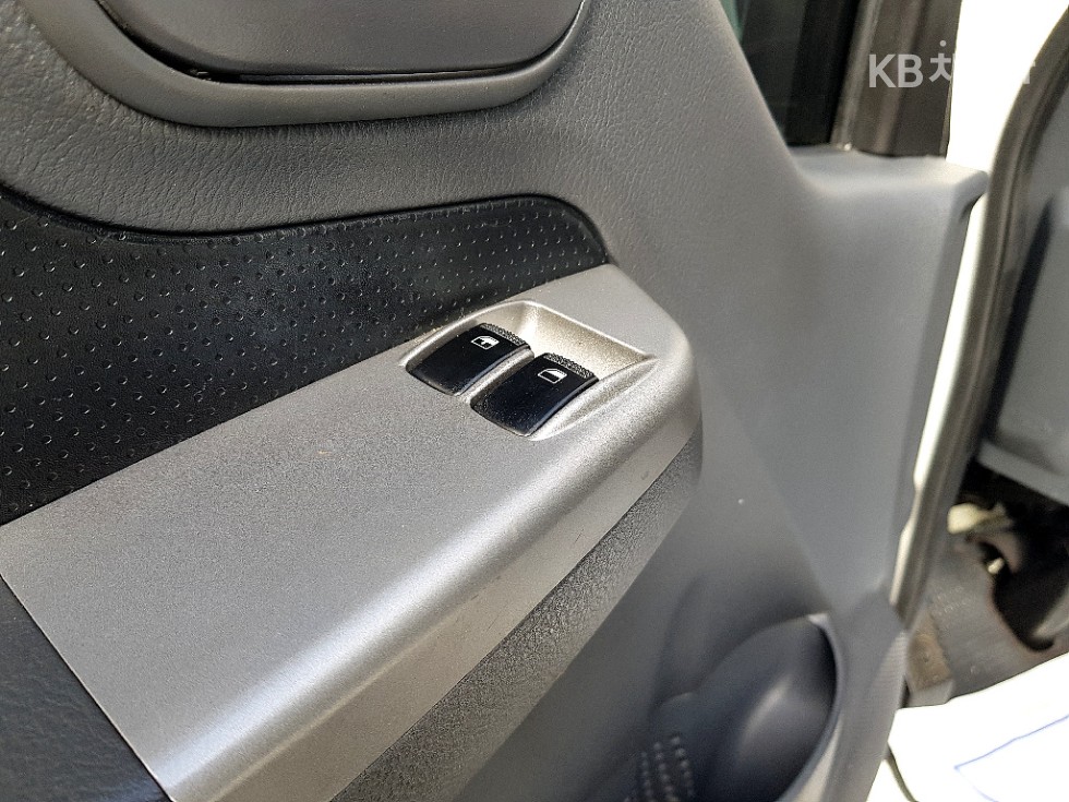 2020 - kia bongo iii