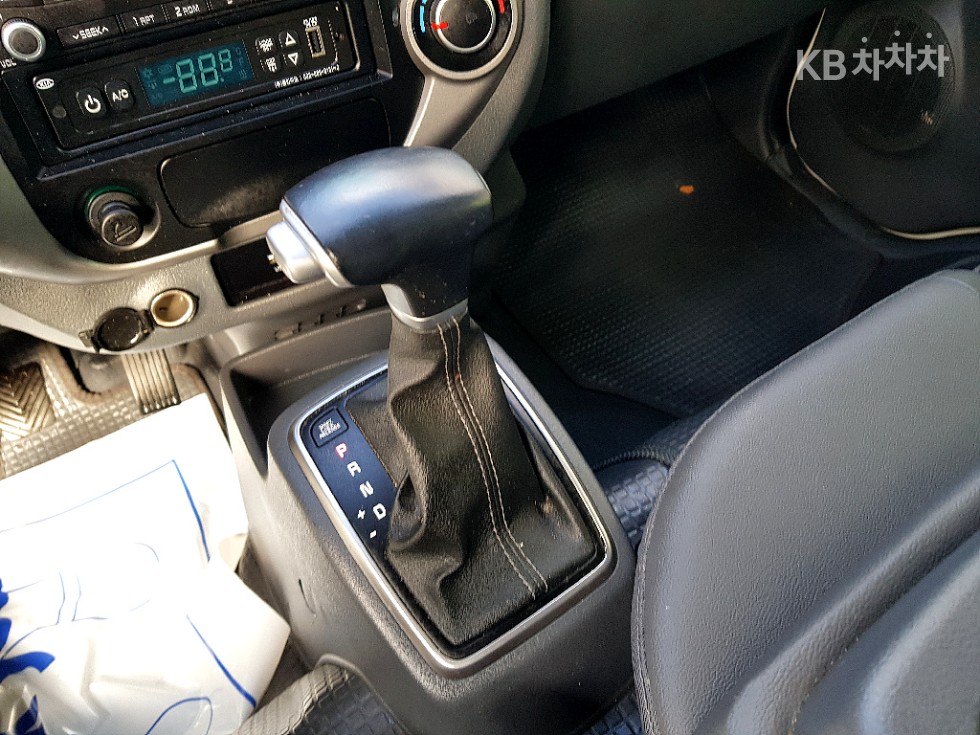 2020 - kia bongo iii