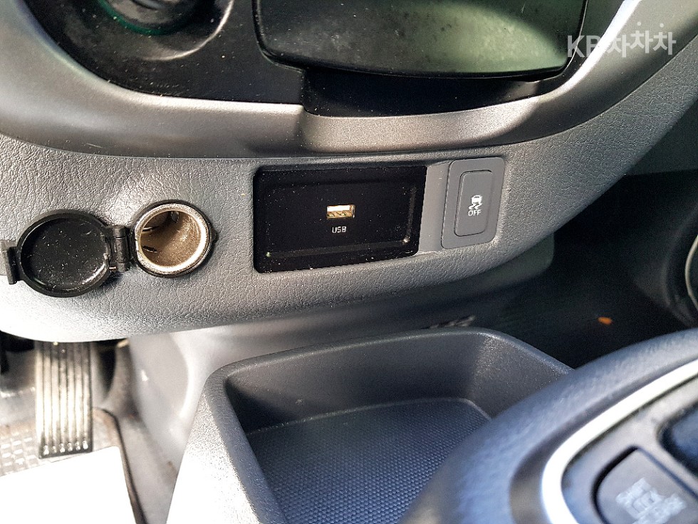 2020 - kia bongo iii