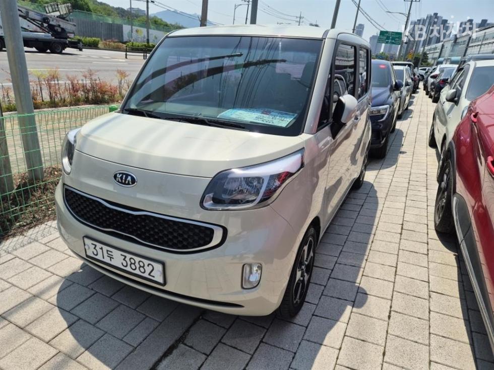 2012 kia ray
