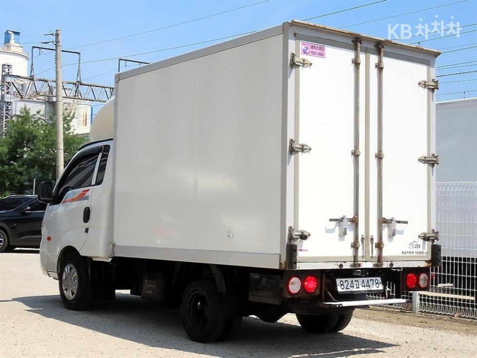2019 - kia bongo iii