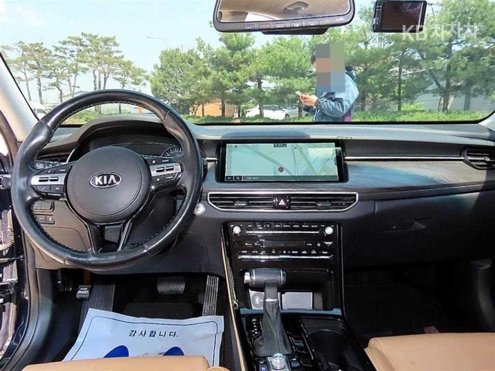 2020 - kia k7