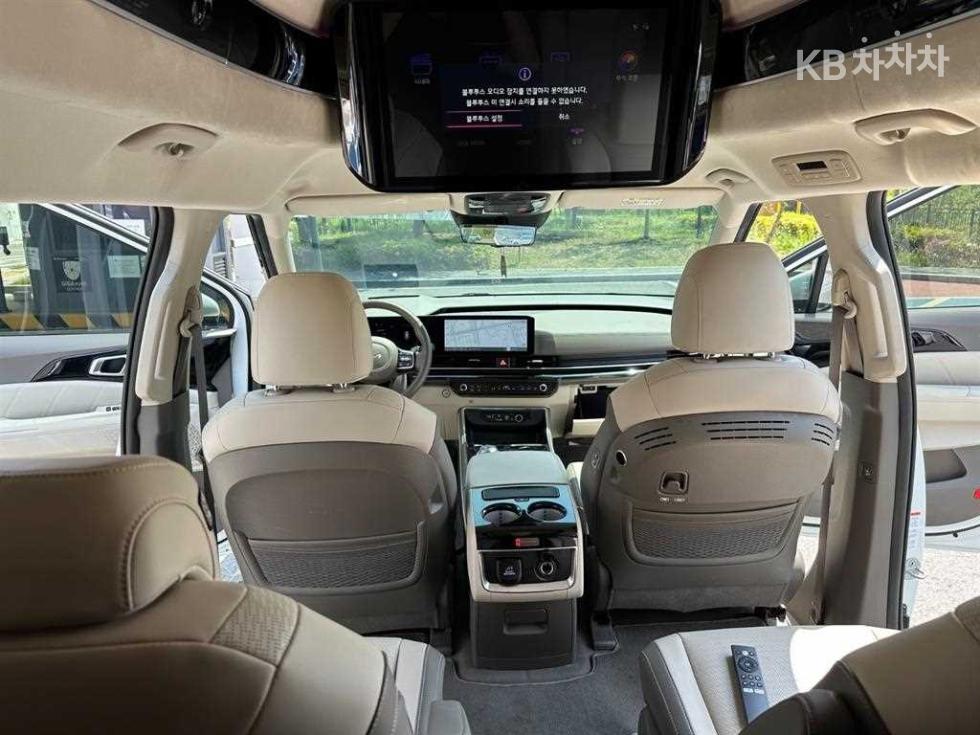 2024 - kia carnival