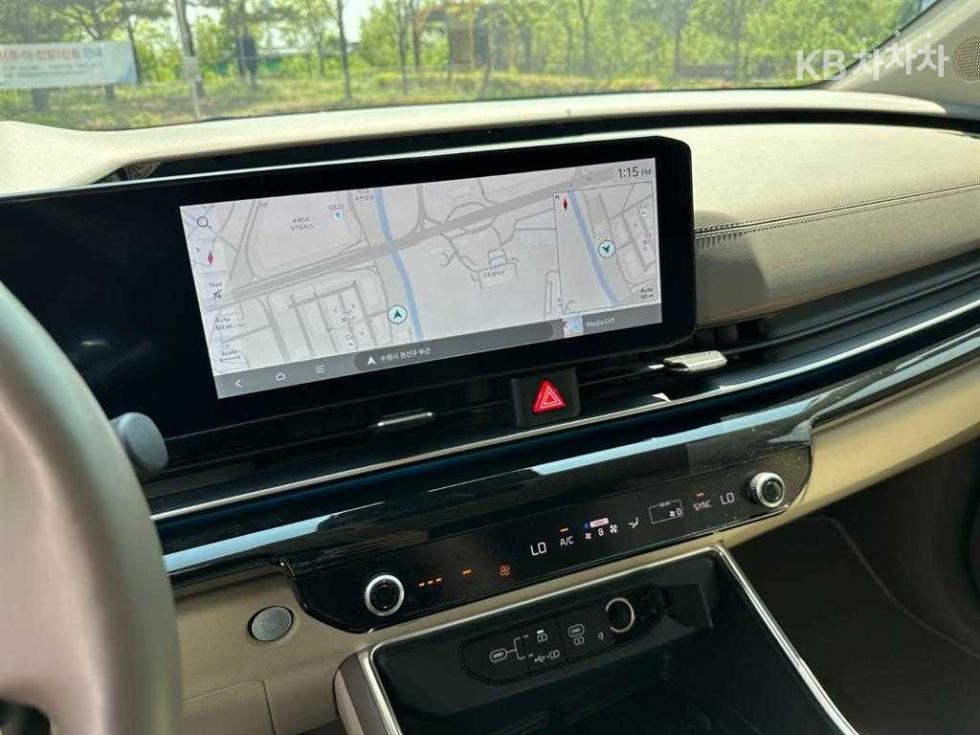 2024 - kia carnival