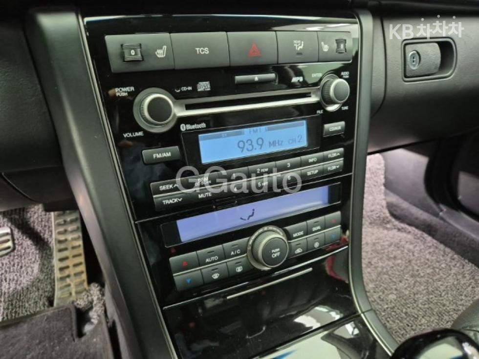 2010 - kia opirus