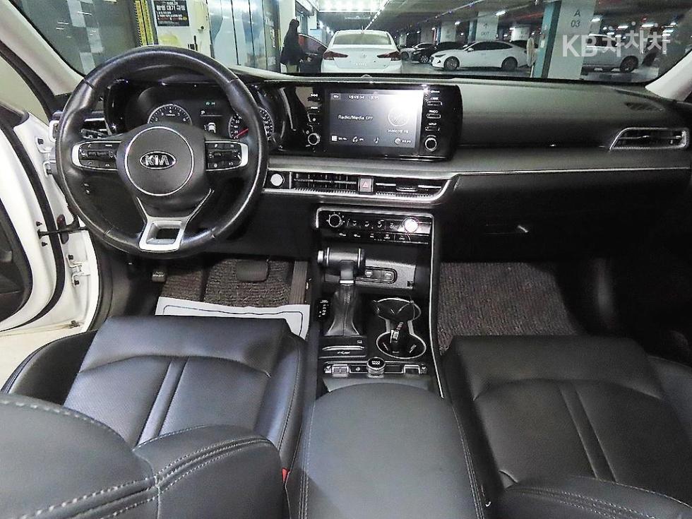 2020 - kia k5