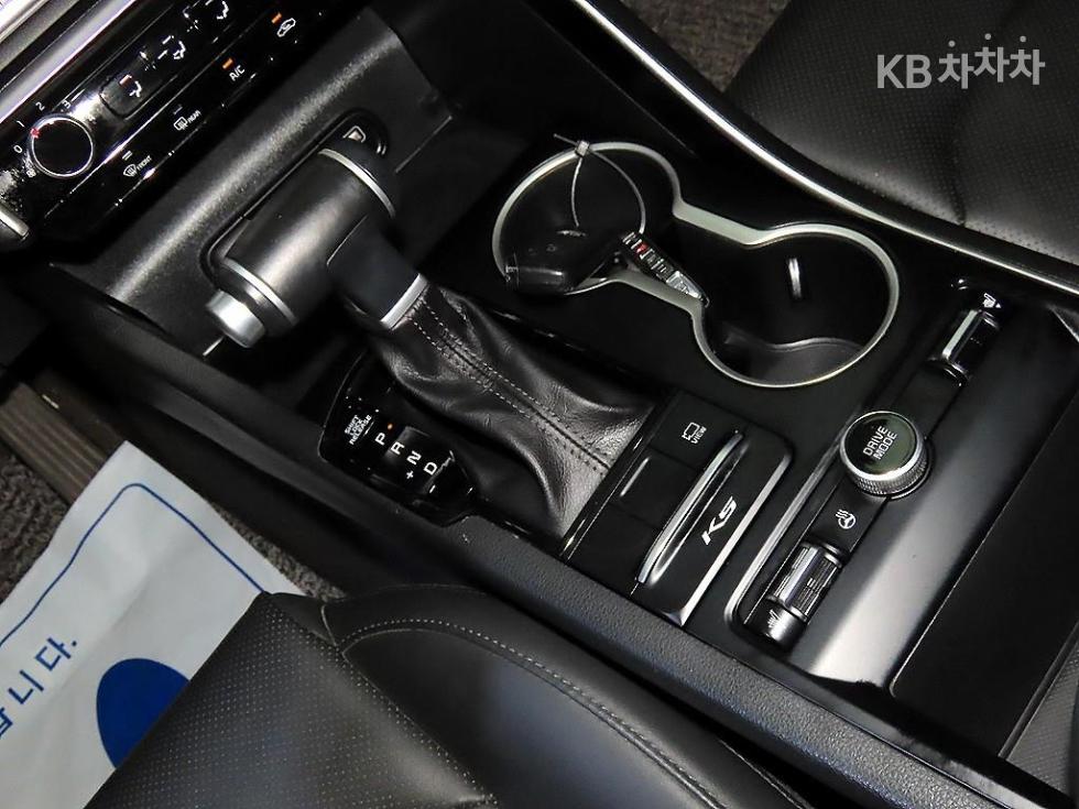 2020 - kia k5