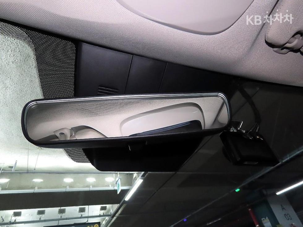 2020 - kia k5