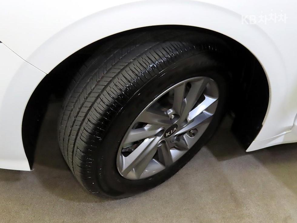 2020 - kia k5