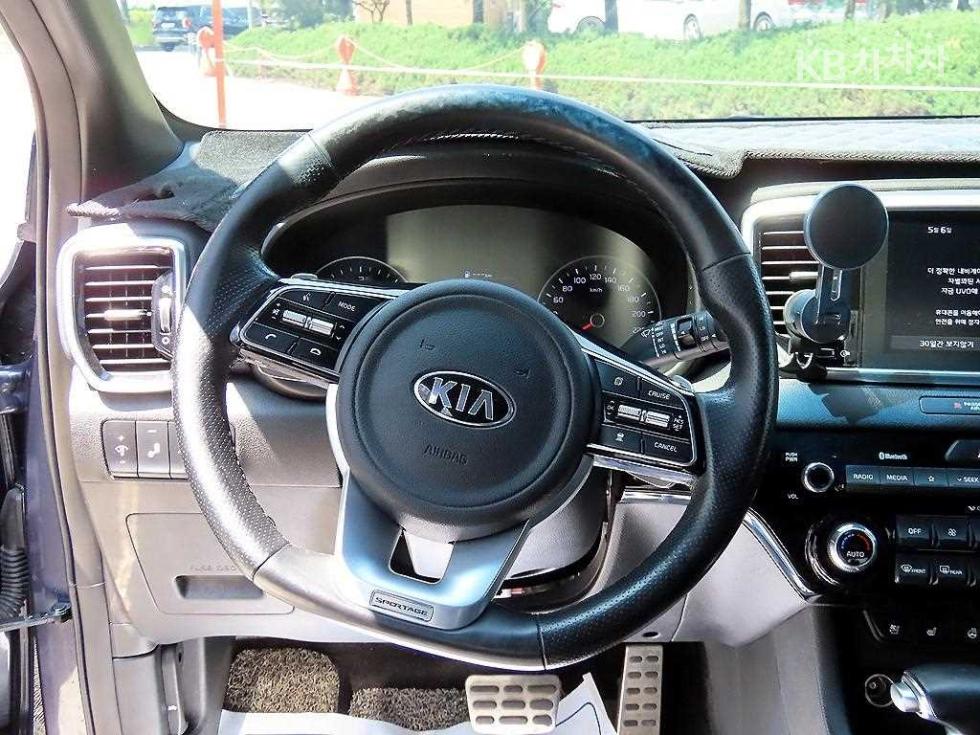 2019 - kia sportage