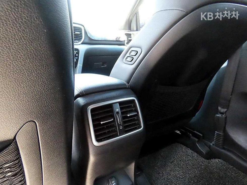 2019 - kia sportage