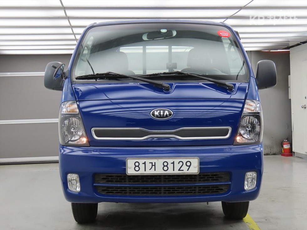 2016 - kia bongo iii