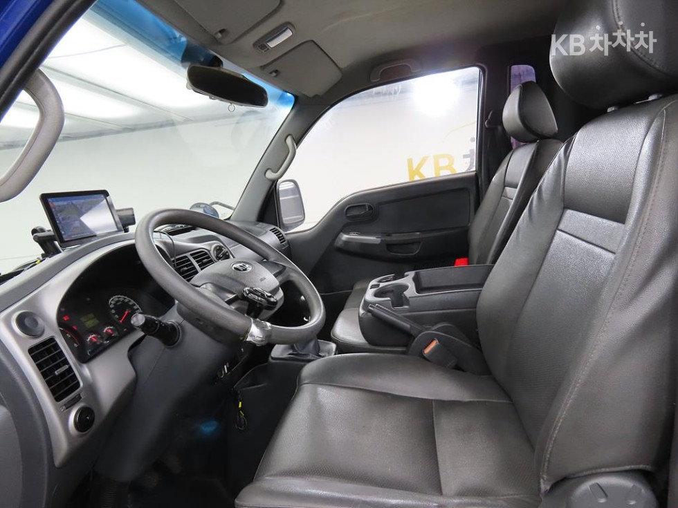 2016 - kia bongo iii
