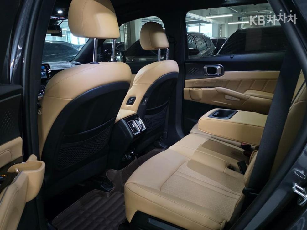 2021 - kia sorento
