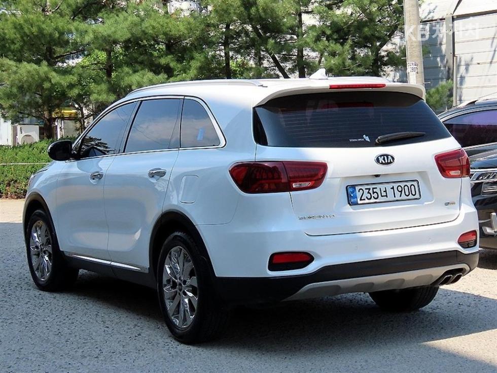 2019 - kia sorento