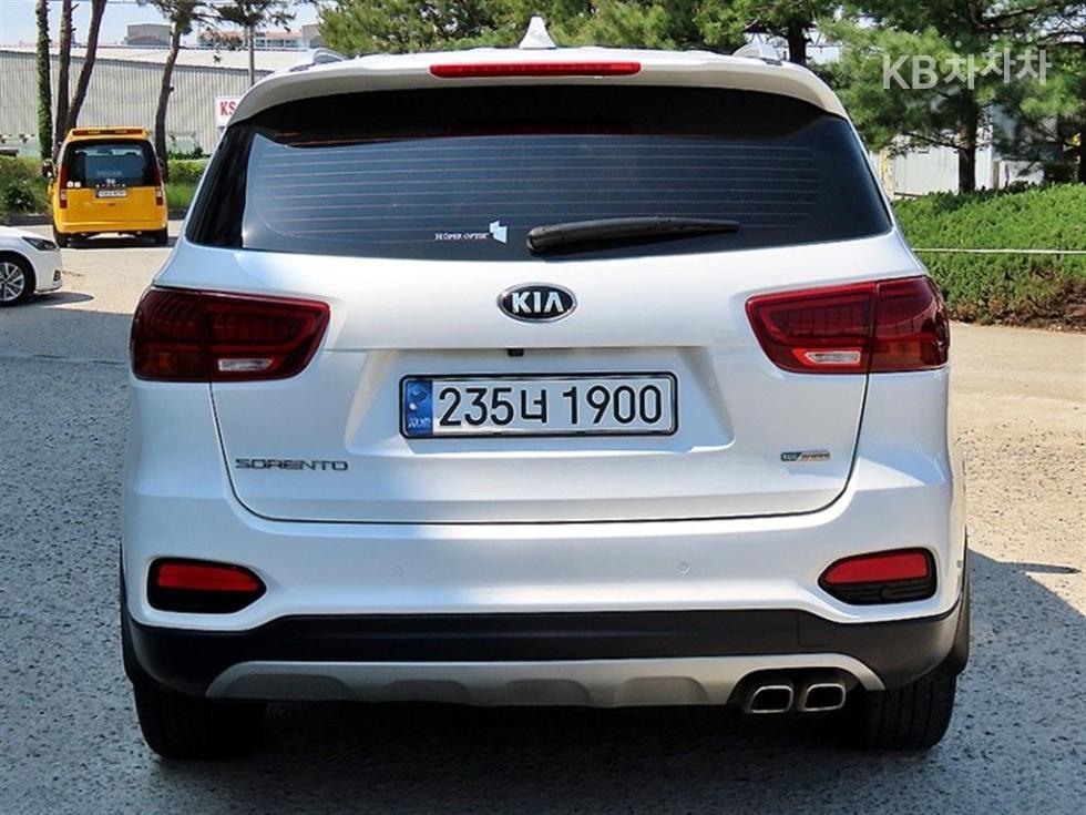 2019 - kia sorento